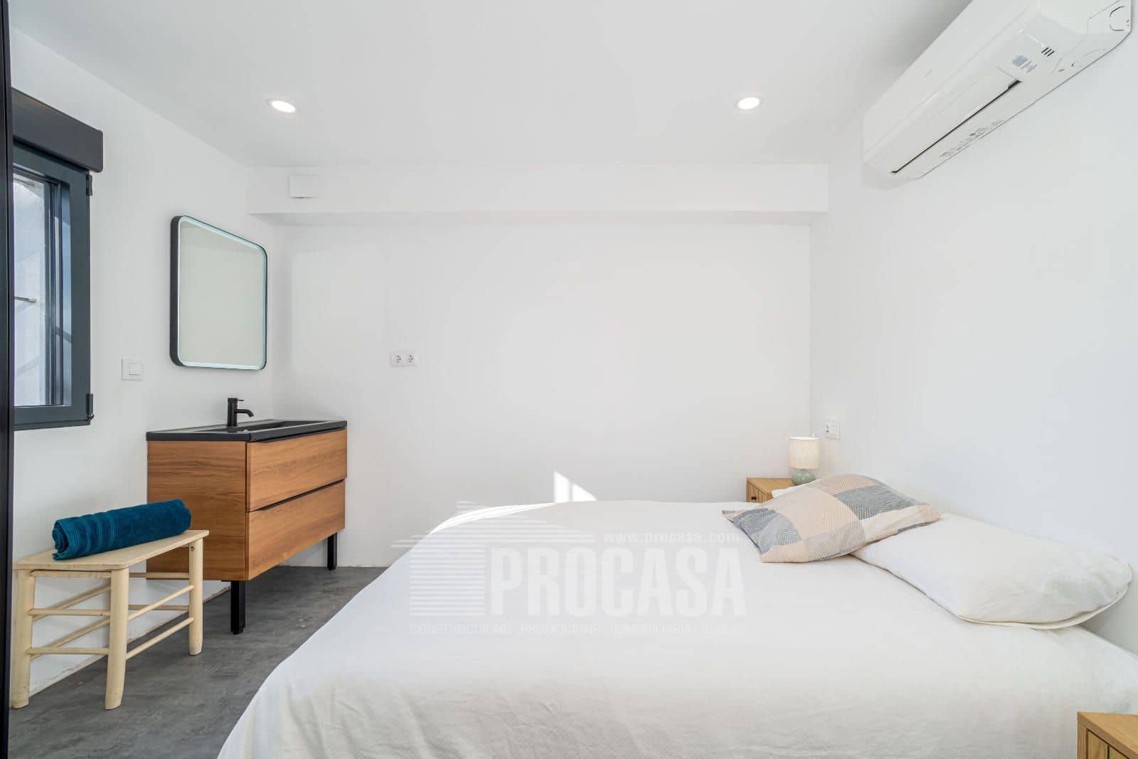 3 soveværelse Byhus til salg i Empuriabrava med garage - € 395.000 (Ref: 8766125)