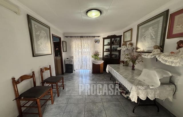 2 sypialnia Willa na sprzedaż w Palau-saverdera z garażem - 370 000 € (Ref: 8786933)