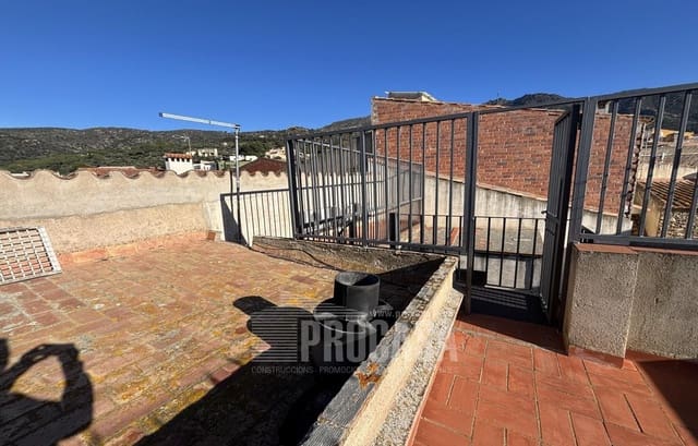 2 sypialnia Willa na sprzedaż w Palau-saverdera z garażem - 370 000 € (Ref: 8786933)