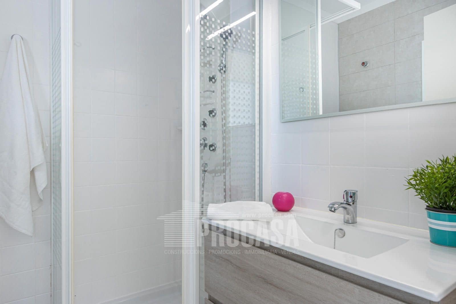 2 Zimmer Wohnung zu verkaufen in Empuriabrava mit Garage - 285.000 € (Ref: 8816311)