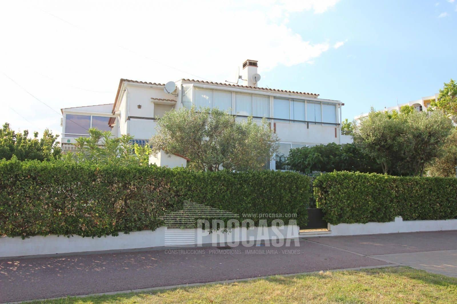 2 Zimmer Wohnung zu verkaufen in Empuriabrava mit Garage - 285.000 € (Ref: 8816311)