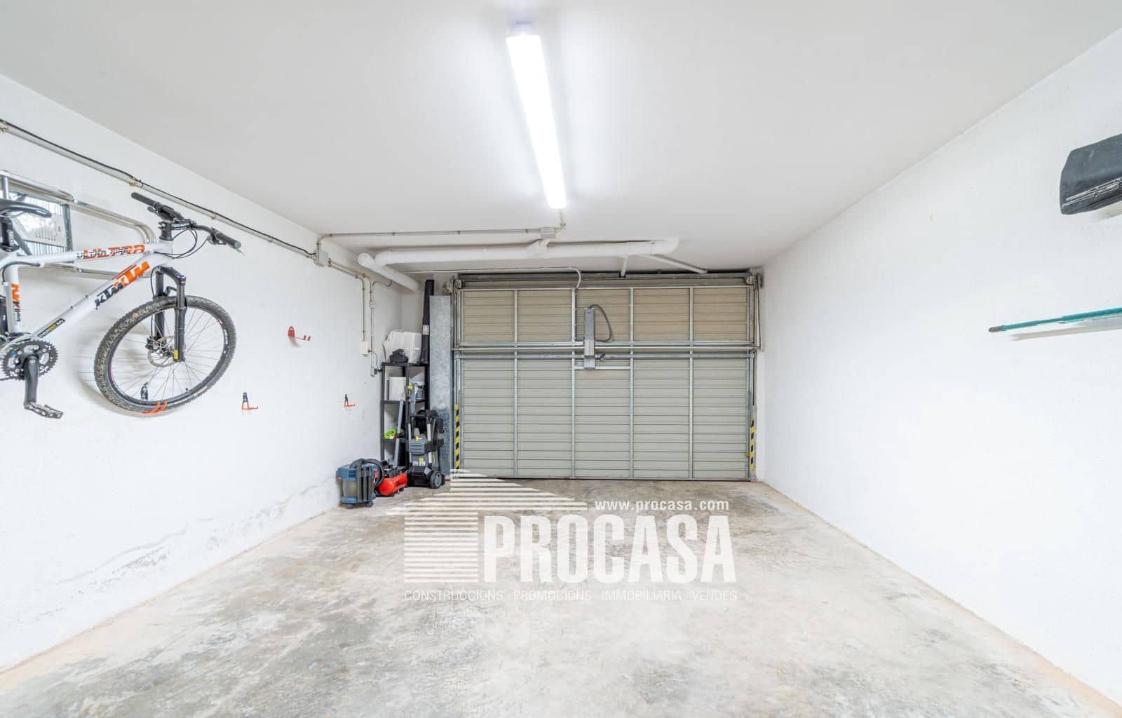 4 chambre Villa/Maison à vendre à Empuriabrava avec piscine garage - 699 000 € (Ref: 8857821)