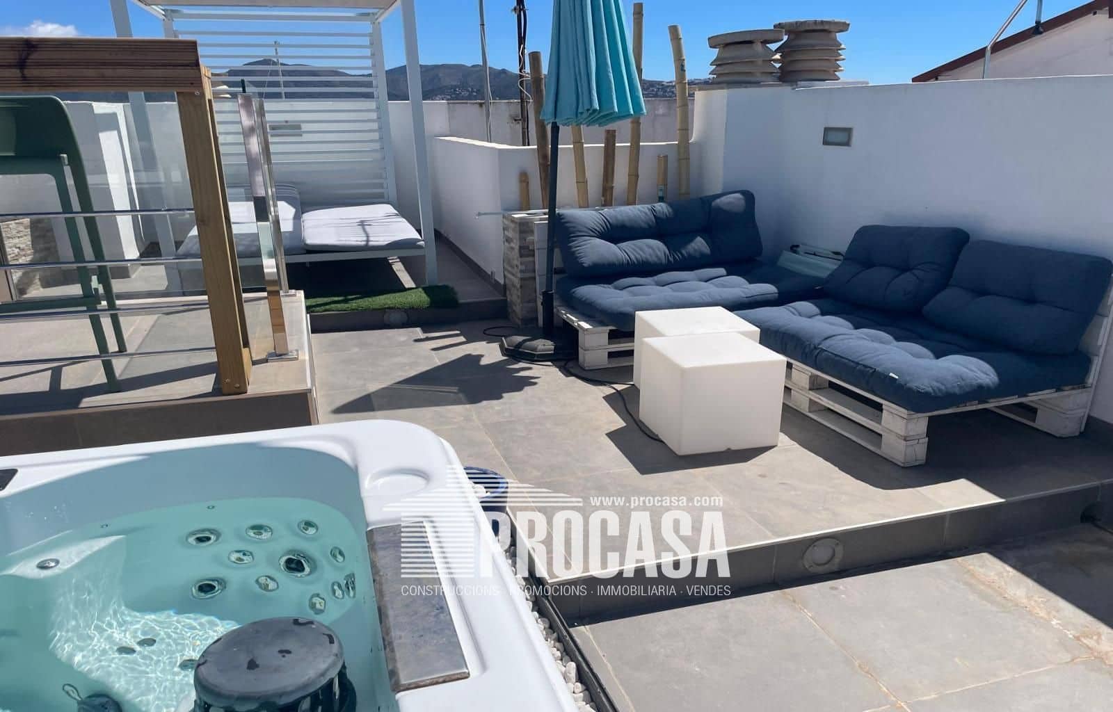 Flat te koop in Empuriabrava - € 250.000 (Ref: 8861583)