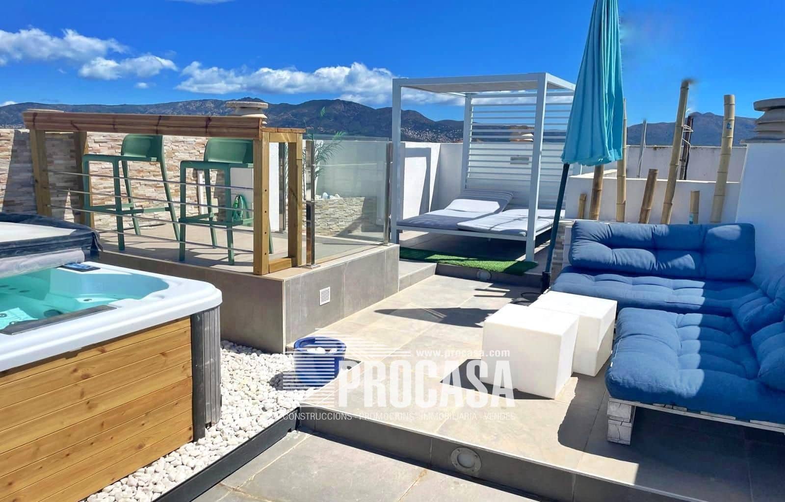 Flat te koop in Empuriabrava - € 250.000 (Ref: 8861583)