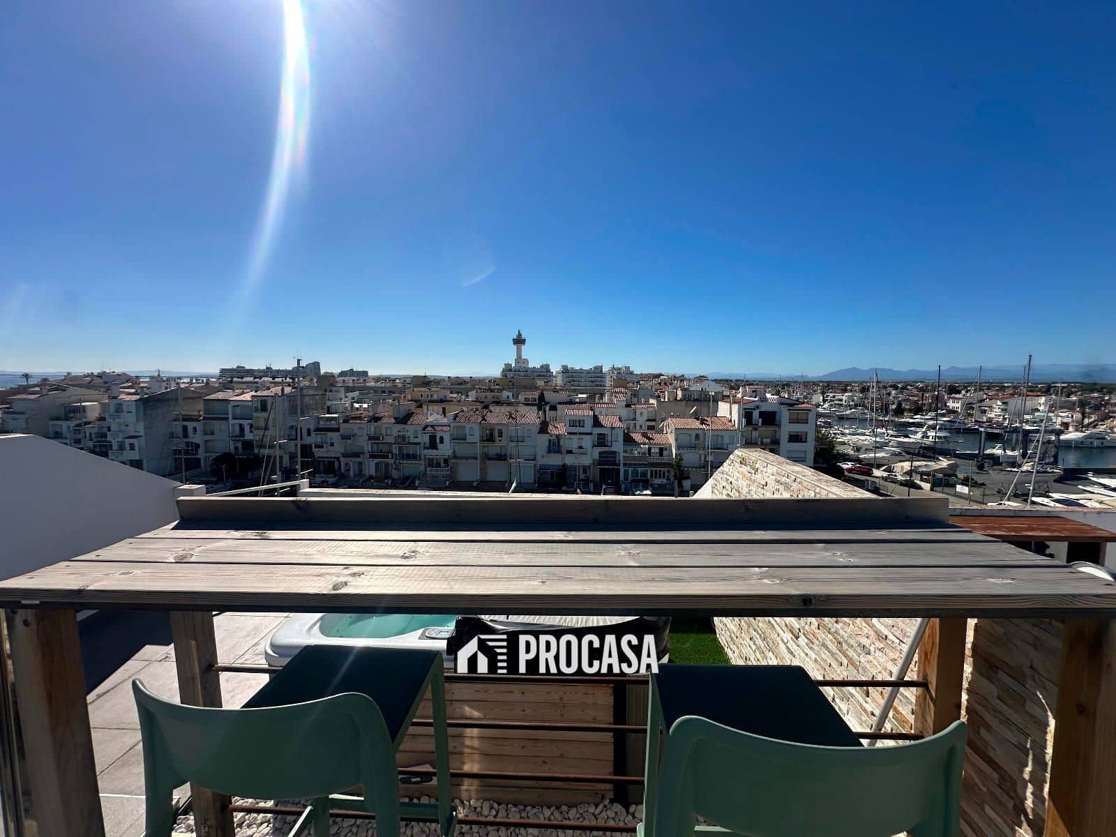 Flat te koop in Empuriabrava - € 250.000 (Ref: 8861583)