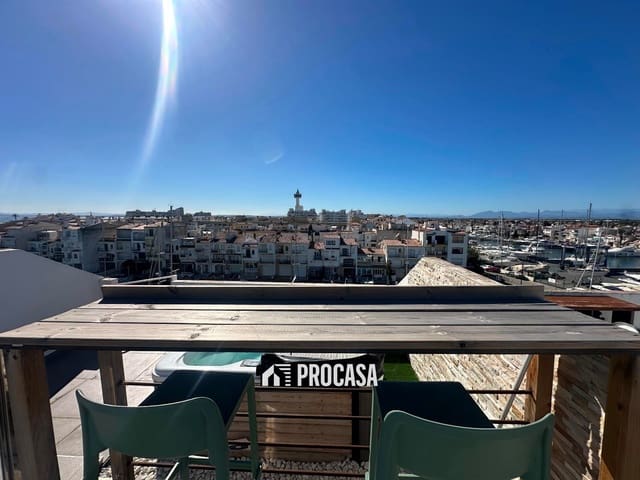 Flat te koop in Empuriabrava, Castelló d'Empúries - € 250.000 (Ref: 8861583)