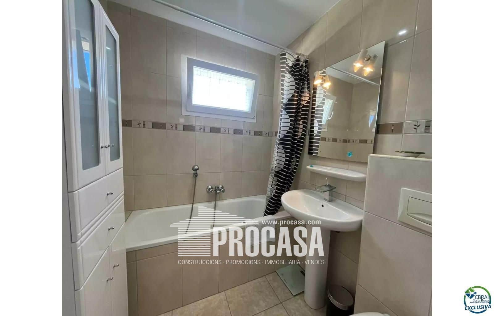 3 sypialnia Willa na sprzedaż w Empuriabrava z basenem - 490 000 € (Ref: 8873212)