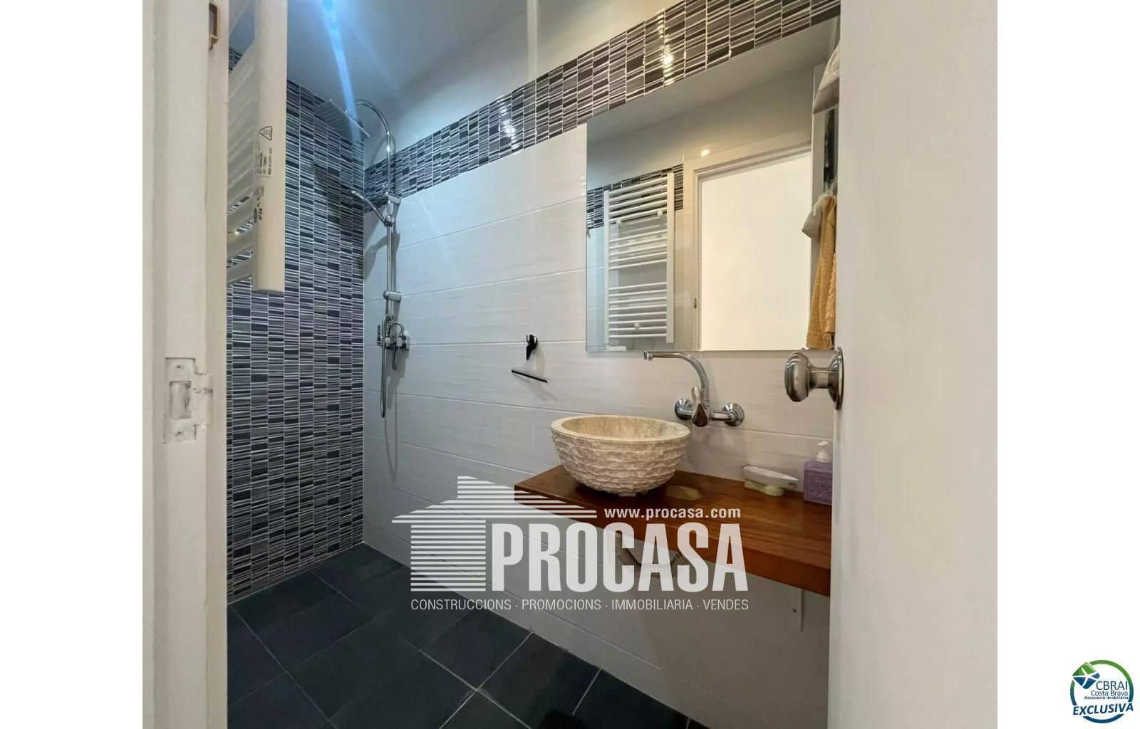 3 sypialnia Willa na sprzedaż w Empuriabrava z basenem - 490 000 € (Ref: 8873212)