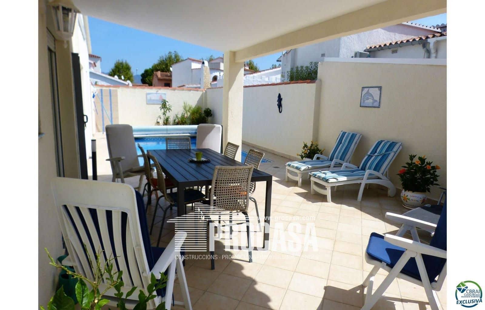 3 sypialnia Willa na sprzedaż w Empuriabrava z basenem - 490 000 € (Ref: 8873212)