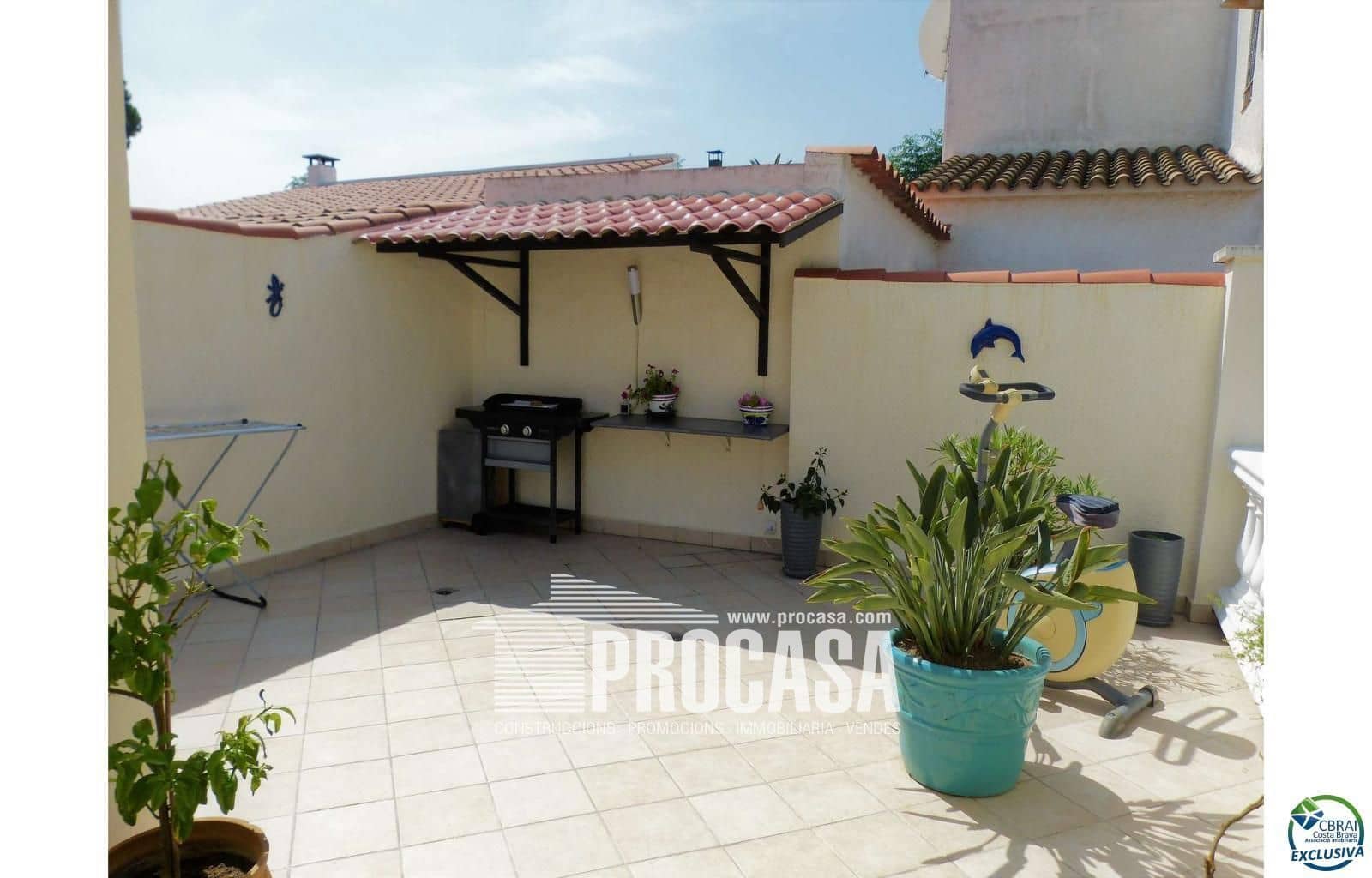 3 sypialnia Willa na sprzedaż w Empuriabrava z basenem - 490 000 € (Ref: 8873212)