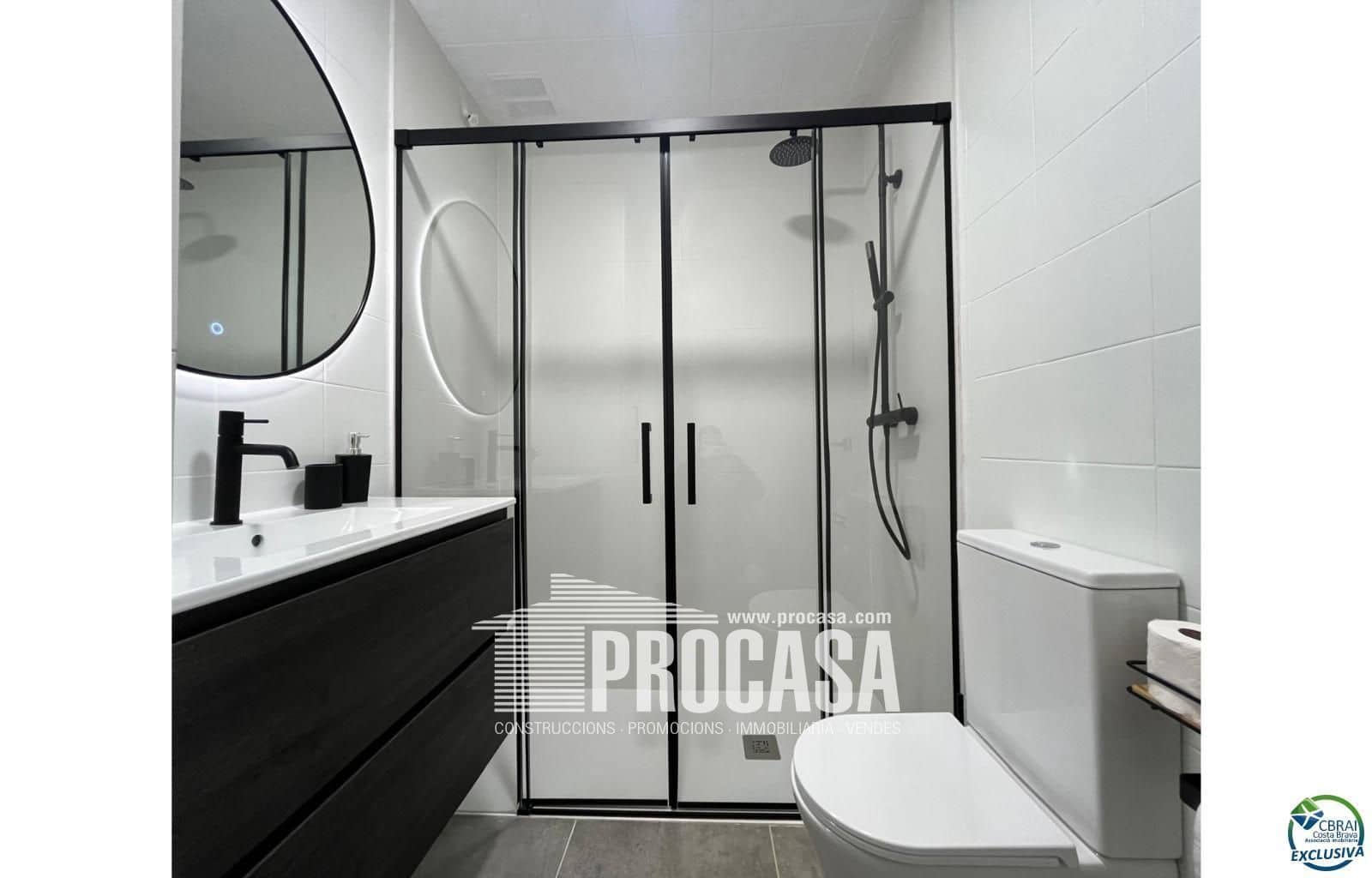 2 slaapkamer Flat te koop in Empuriabrava - € 265.000 (Ref: 8880426)