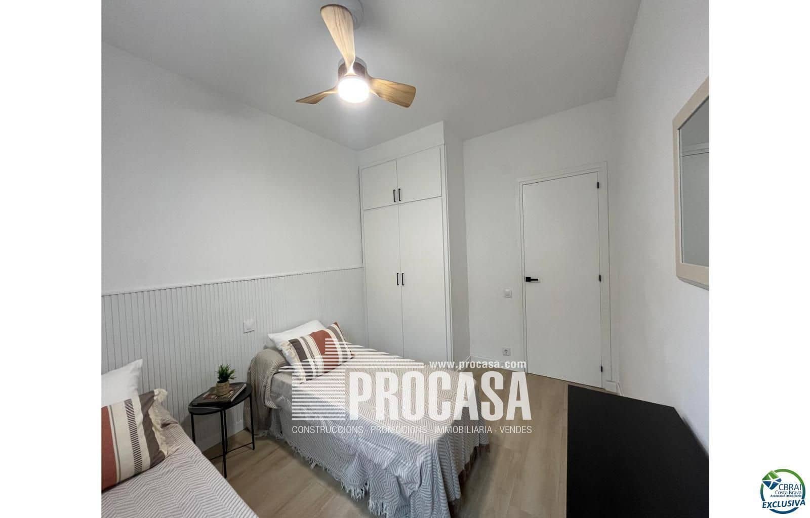 2 slaapkamer Flat te koop in Empuriabrava - € 265.000 (Ref: 8880426)