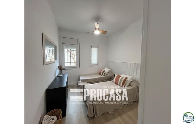 2 slaapkamer Flat te koop in Empuriabrava, Castelló d'Empúries - € 265.000 (Ref: 8880426)