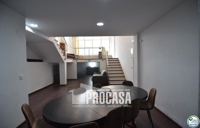 Erhverv til salg i Empuriabrava, Castelló d'Empúries med garage - € 145.000 (Ref: 8880427)