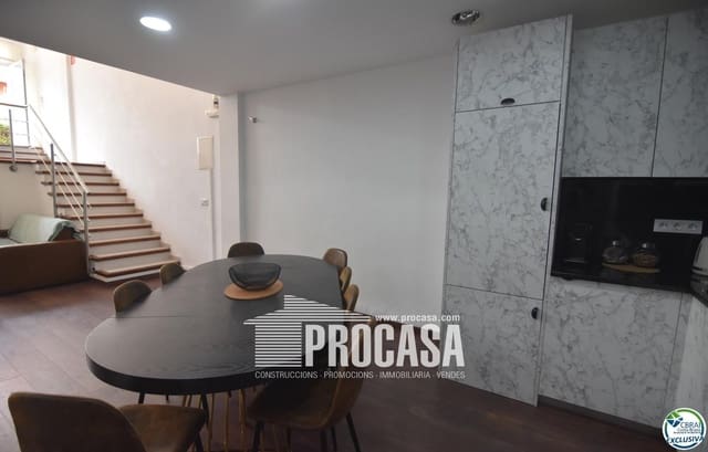 Erhverv til salg i Empuriabrava, Castelló d'Empúries med garage - € 145.000 (Ref: 8880427)