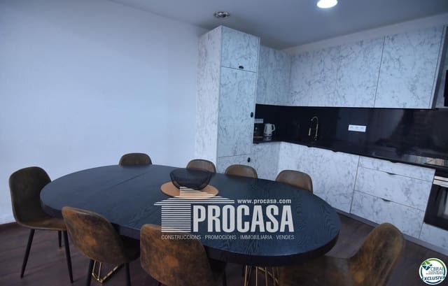 Erhverv til salg i Empuriabrava, Castelló d'Empúries med garage - € 145.000 (Ref: 8880427)