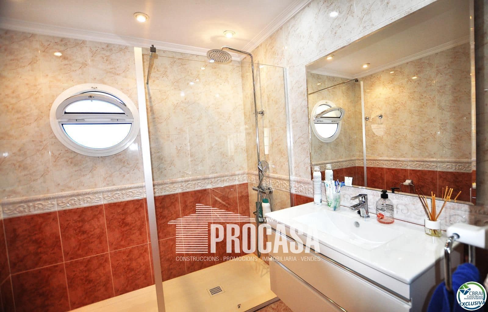 4 Zimmer Villa zu verkaufen in Roses mit Pool Garage - 598.000 € (Ref: 8884734)