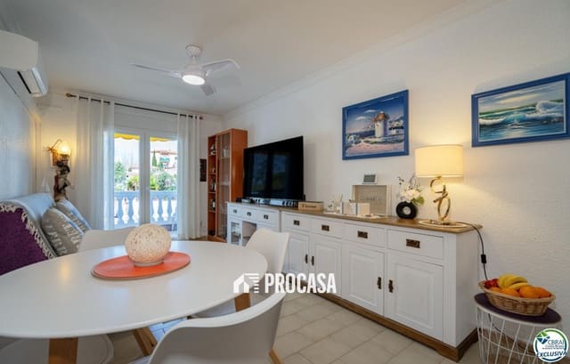 1 chambre Appartement à vendre à Empuriabrava, Castelló d'Empúries avec piscine garage - 159 000 € (Ref: 8908086)