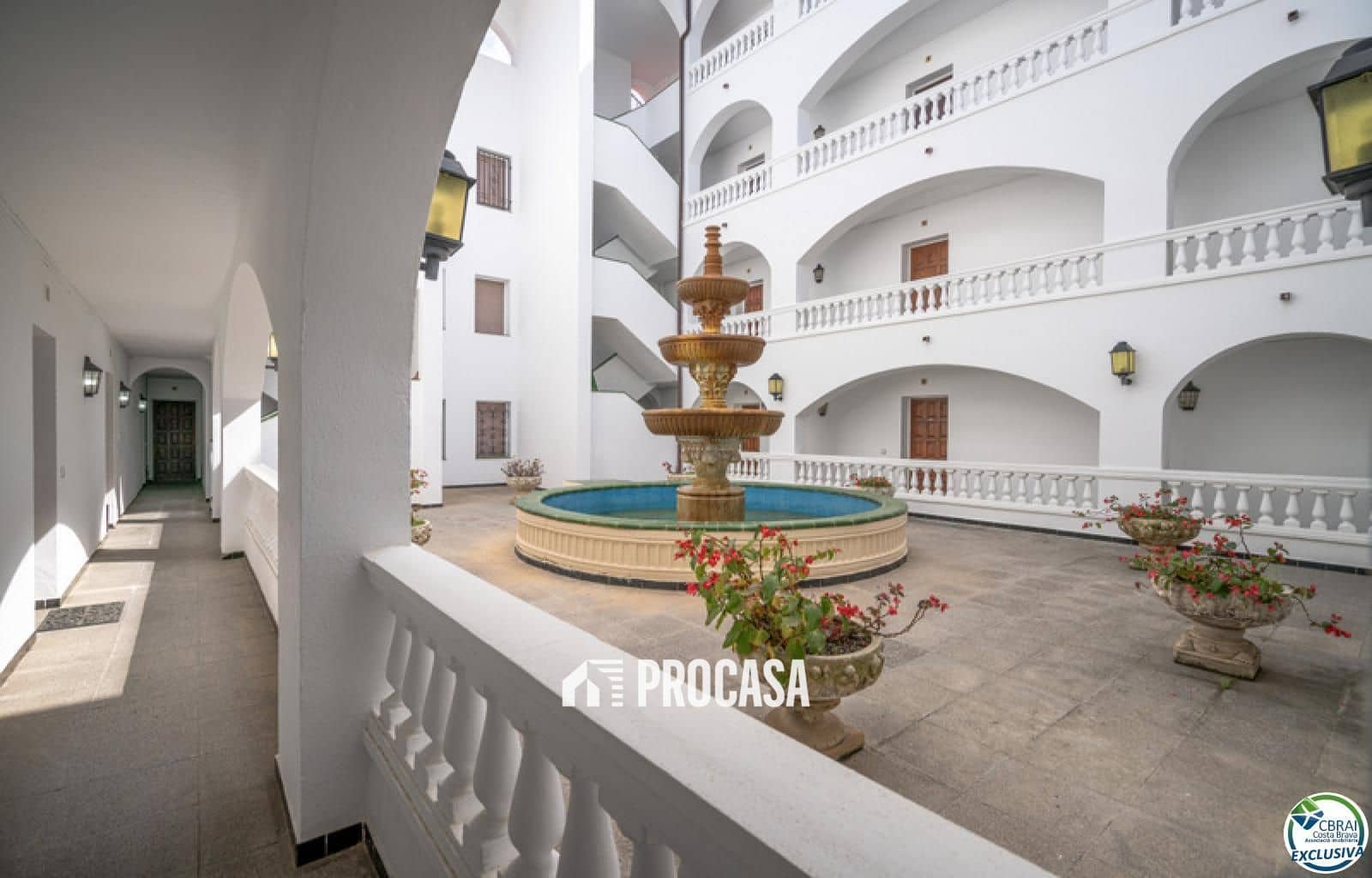 1 bedroom Flat for sale in Empuriabrava with pool garage - € 159,000 (Ref: 8908086)
