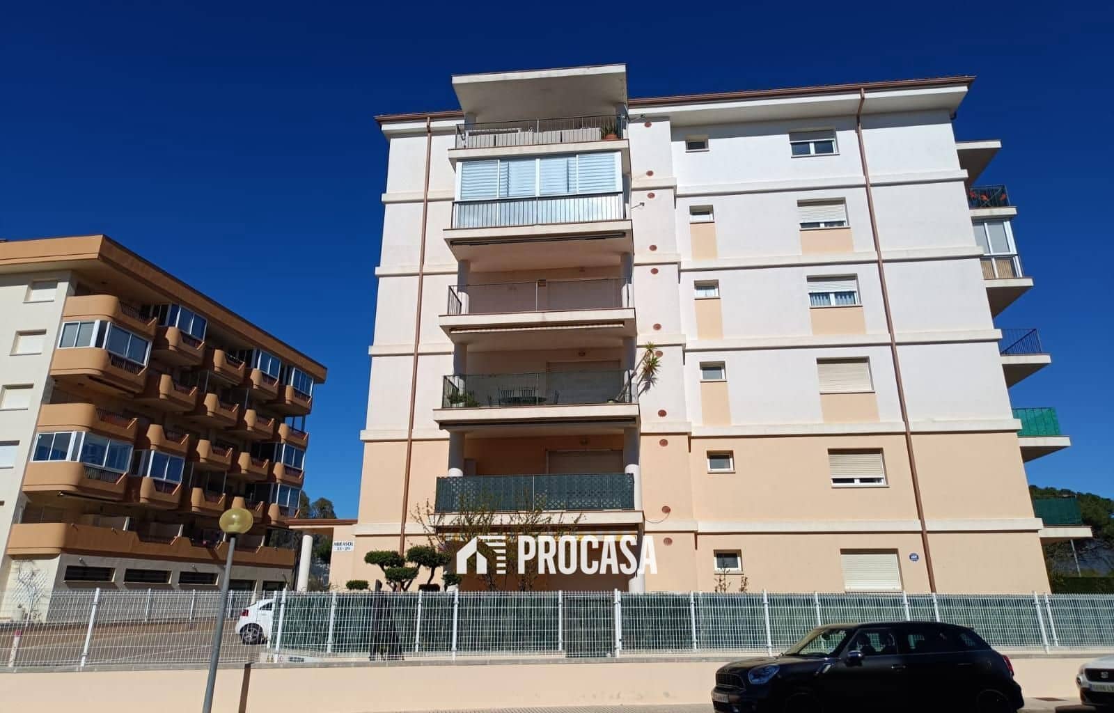 2 soveværelse Lejlighed til salg i Santa Margarida med swimmingpool garage - € 239.000 (Ref: 8908087)