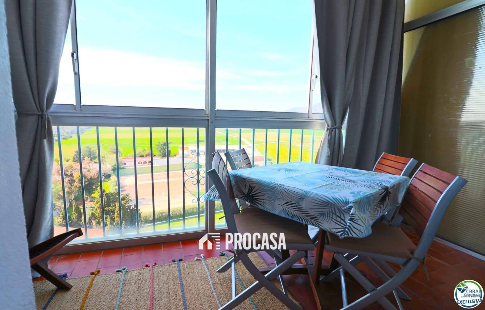 Appartement à vendre à Roses avec piscine garage - 99 000 € (Ref: 8913489)