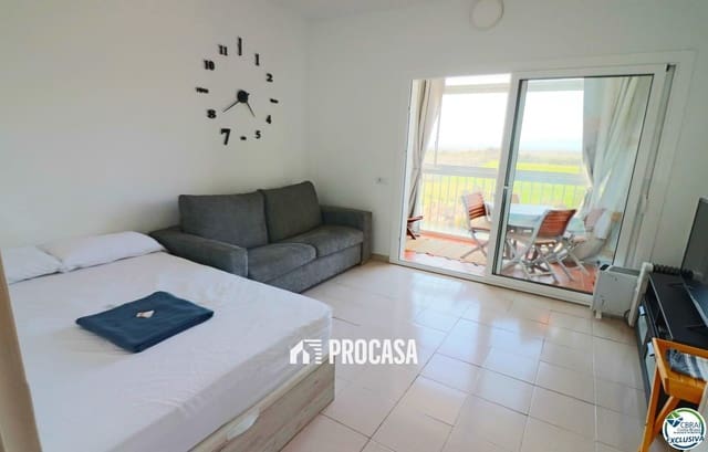 Appartement à vendre à Roses avec piscine garage - 99 000 € (Ref: 8913489)