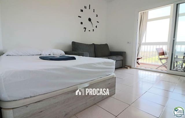 Appartement à vendre à Roses avec piscine garage - 99 000 € (Ref: 8913489)