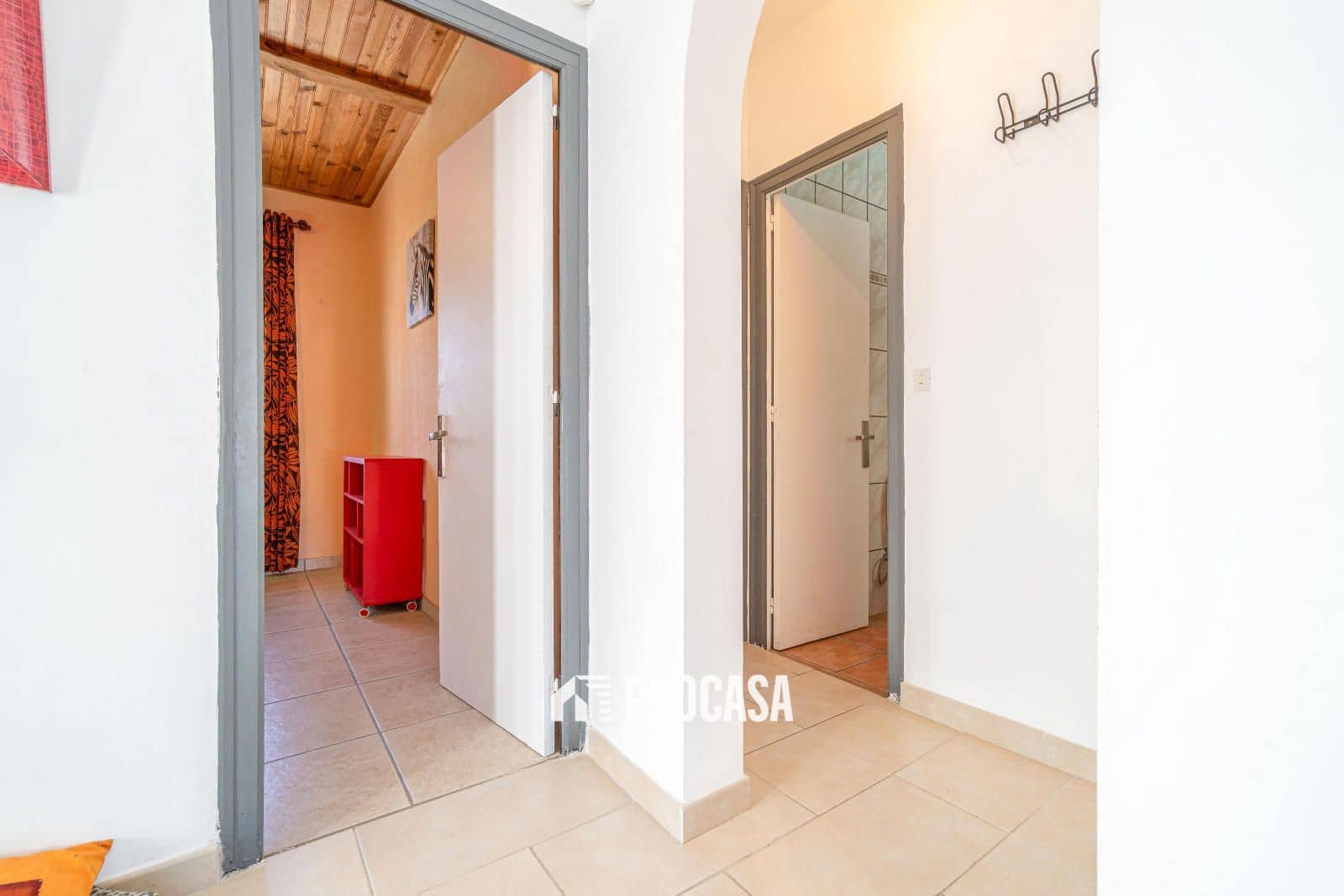 4 sypialnia Willa na sprzedaż w Empuriabrava z basenem garażem - 995 000 € (Ref: 8951013)