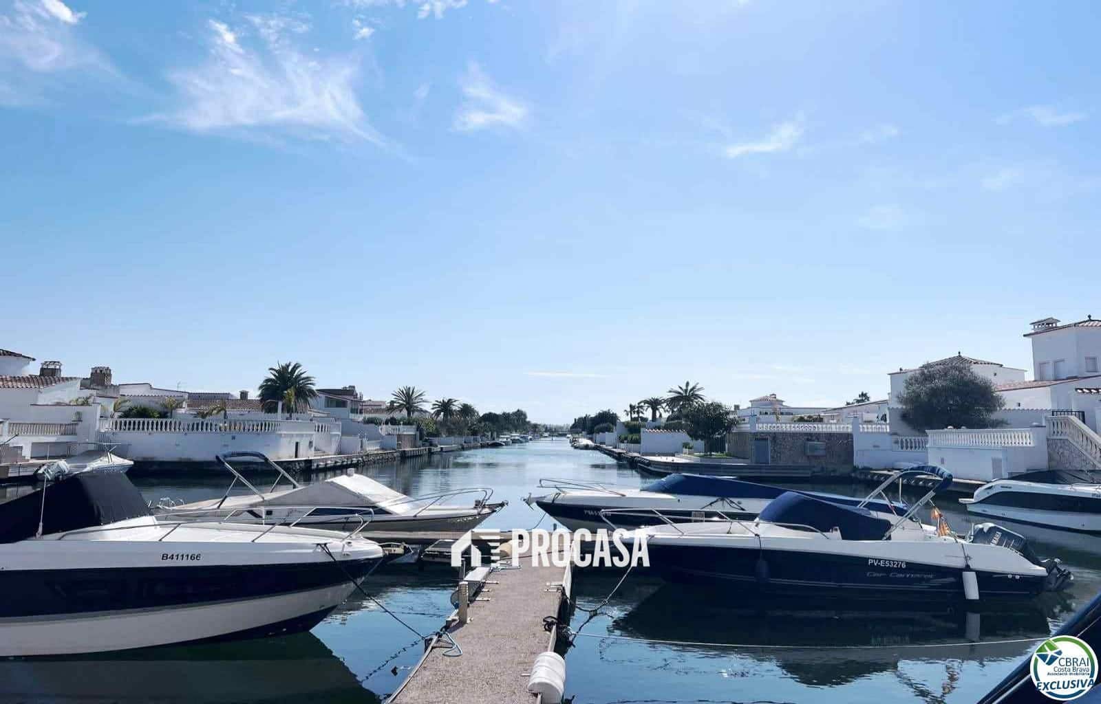 3 chambre Villa/Maison à vendre à Empuriabrava avec garage - 599 900 € (Ref: 8951193)