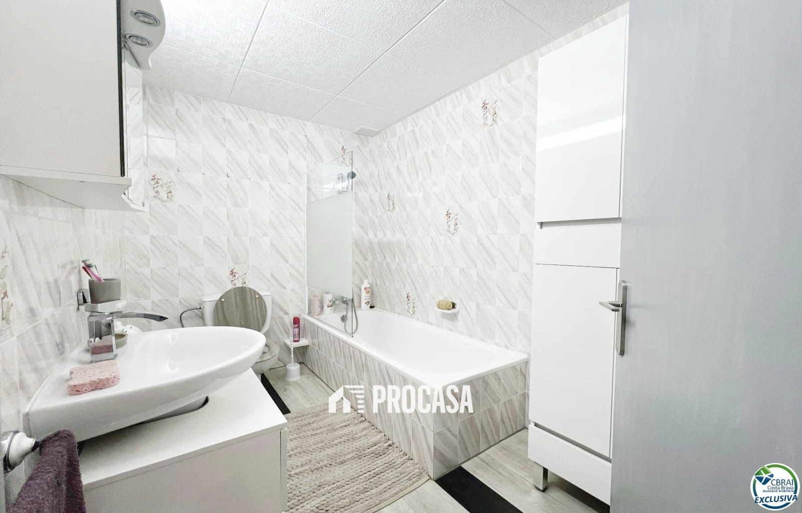 3 chambre Villa/Maison à vendre à Empuriabrava avec garage - 599 900 € (Ref: 8951193)