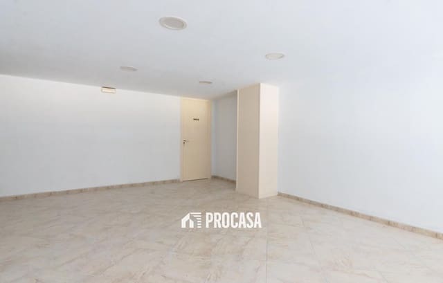 Erhverv til salg i Empuriabrava, Castelló d'Empúries - € 220.000 (Ref: 8956381)