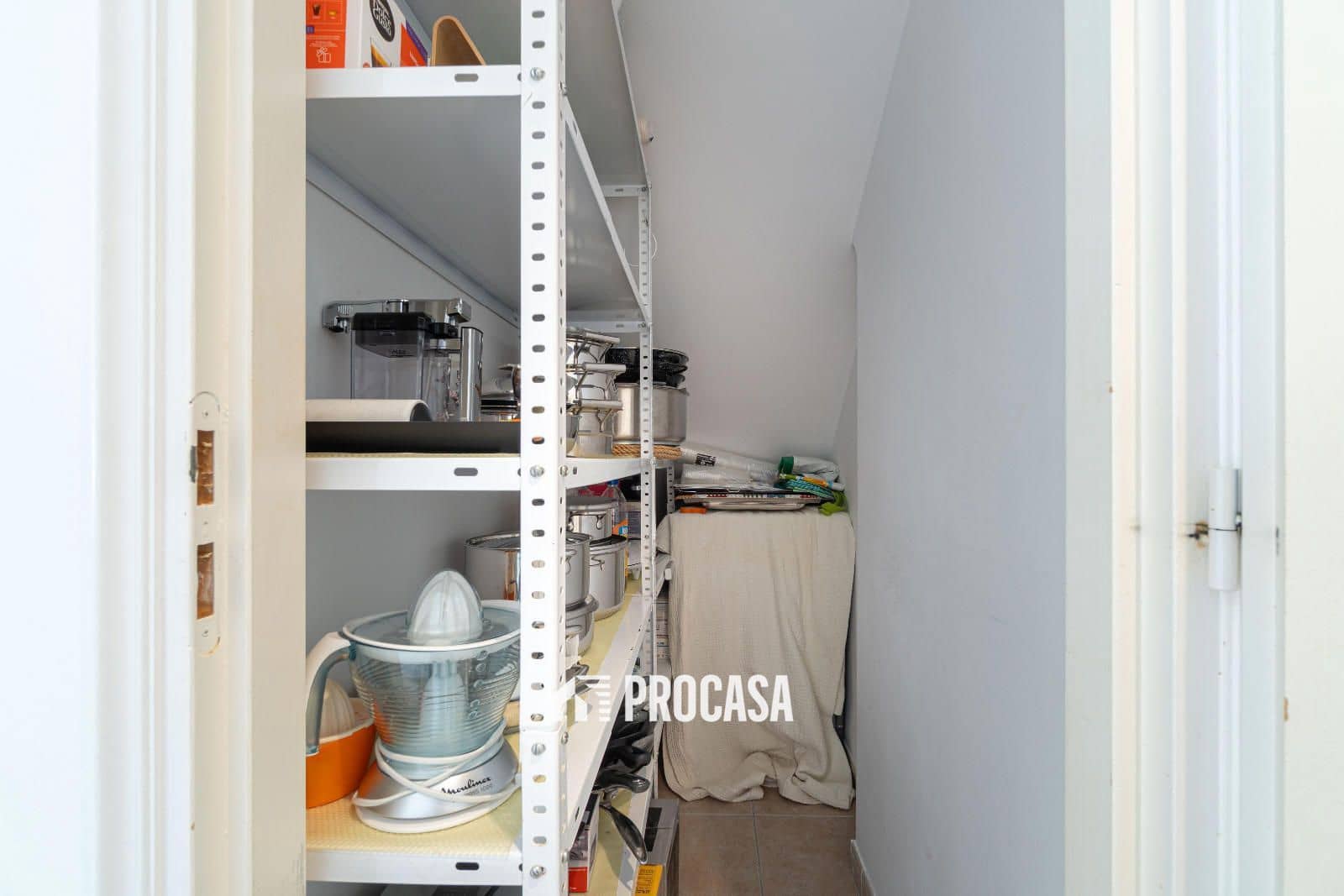 6 slaapkamer Villa te koop in Empuriabrava met zwembad garage - € 1.195.000 (Ref: 8960678)