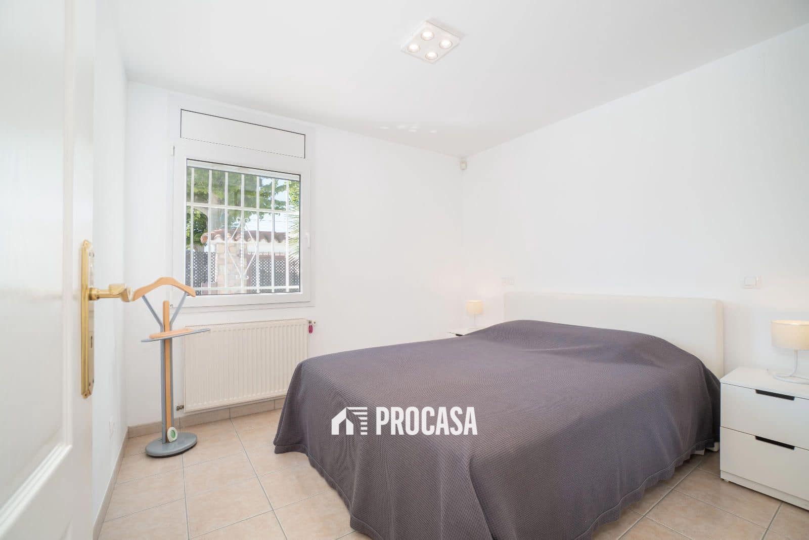 6 slaapkamer Villa te koop in Empuriabrava met zwembad garage - € 1.195.000 (Ref: 8960678)