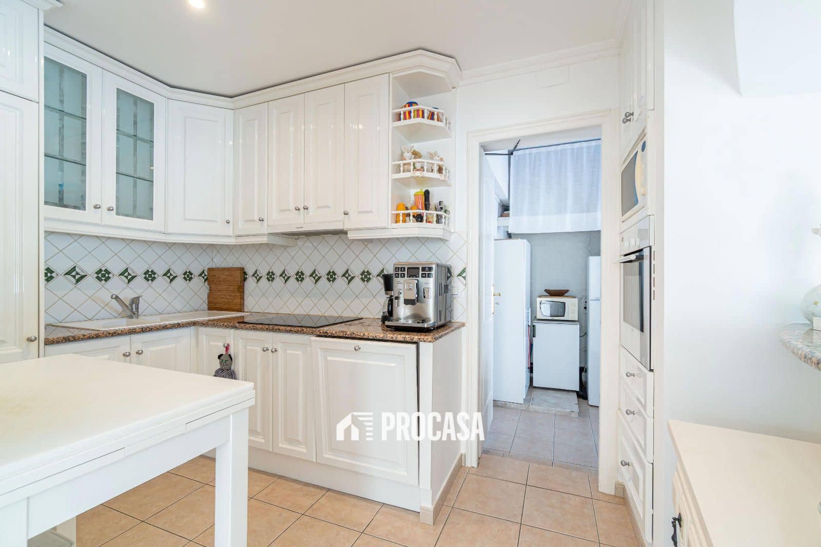 6 slaapkamer Villa te koop in Empuriabrava met zwembad garage - € 1.195.000 (Ref: 8960678)