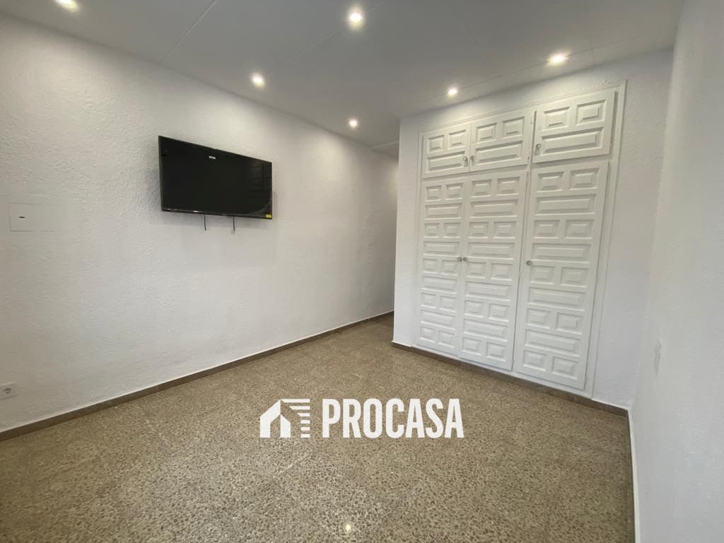 3 sovrum Villa till salu i Empuriabrava med pool - 1 490 000 € (Ref: 8969854)