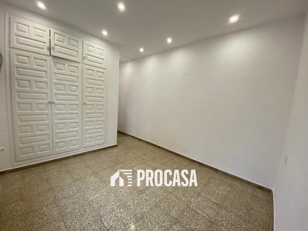 3 sovrum Villa till salu i Empuriabrava med pool - 1 490 000 € (Ref: 8969854)