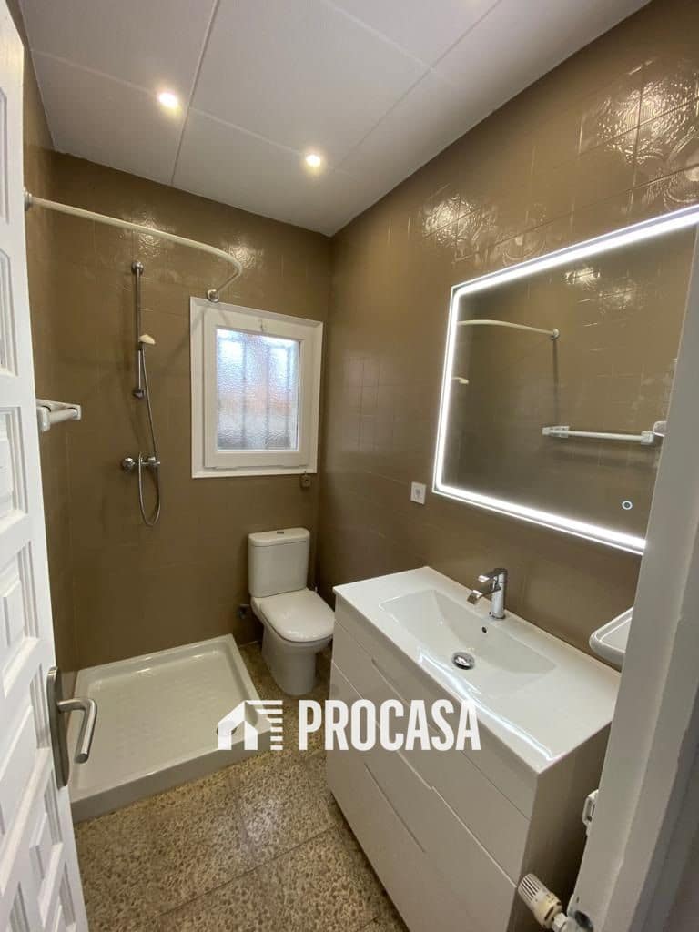 3 sovrum Villa till salu i Empuriabrava med pool - 1 490 000 € (Ref: 8969854)