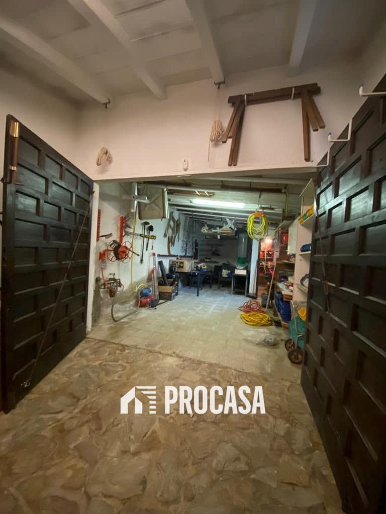 3 sovrum Villa till salu i Empuriabrava med pool - 1 490 000 € (Ref: 8969854)