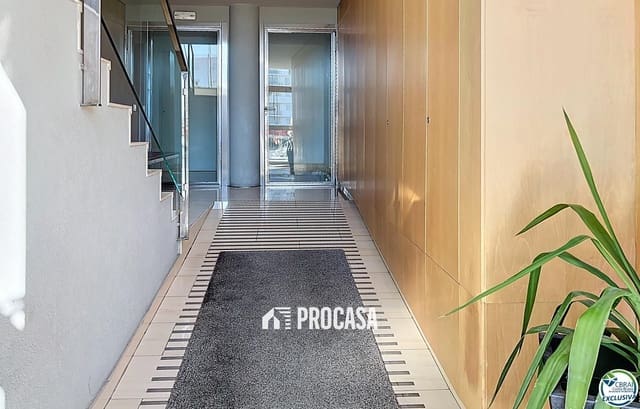 1 slaapkamer Flat te koop in Santa Margarida, Roses met zwembad - € 191.000 (Ref: 8983297)