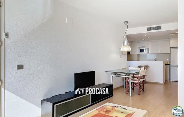 1 slaapkamer Flat te koop in Santa Margarida, Roses met zwembad - € 191.000 (Ref: 8983297)