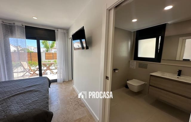 4 sovrum Villa till salu i Empuriabrava, Castelló d'Empúries med pool garage - 1 300 000 € (Ref: 8986361)