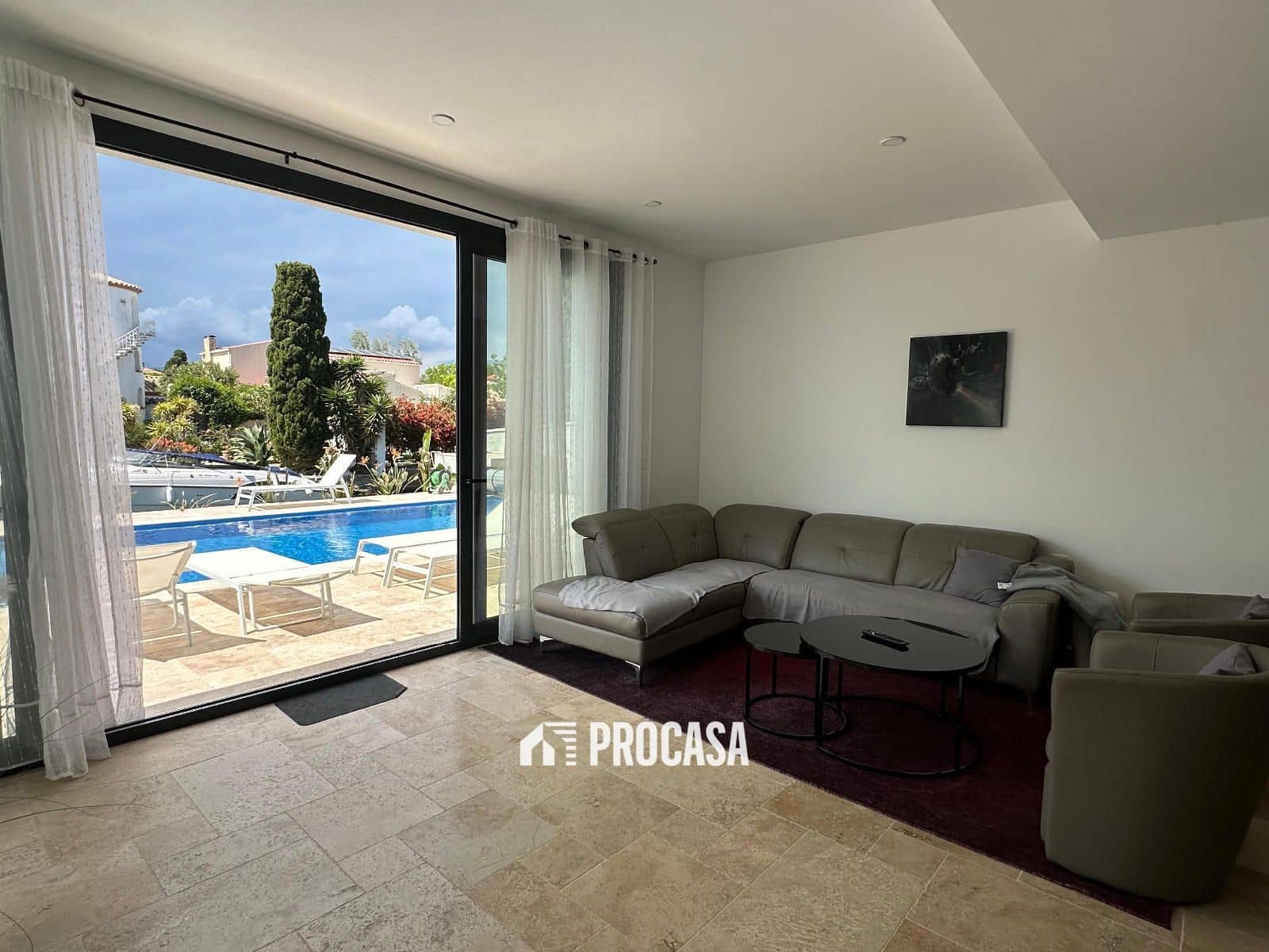 4 sypialnia Willa na sprzedaż w Empuriabrava z basenem garażem - 1 300 000 € (Ref: 8986361)