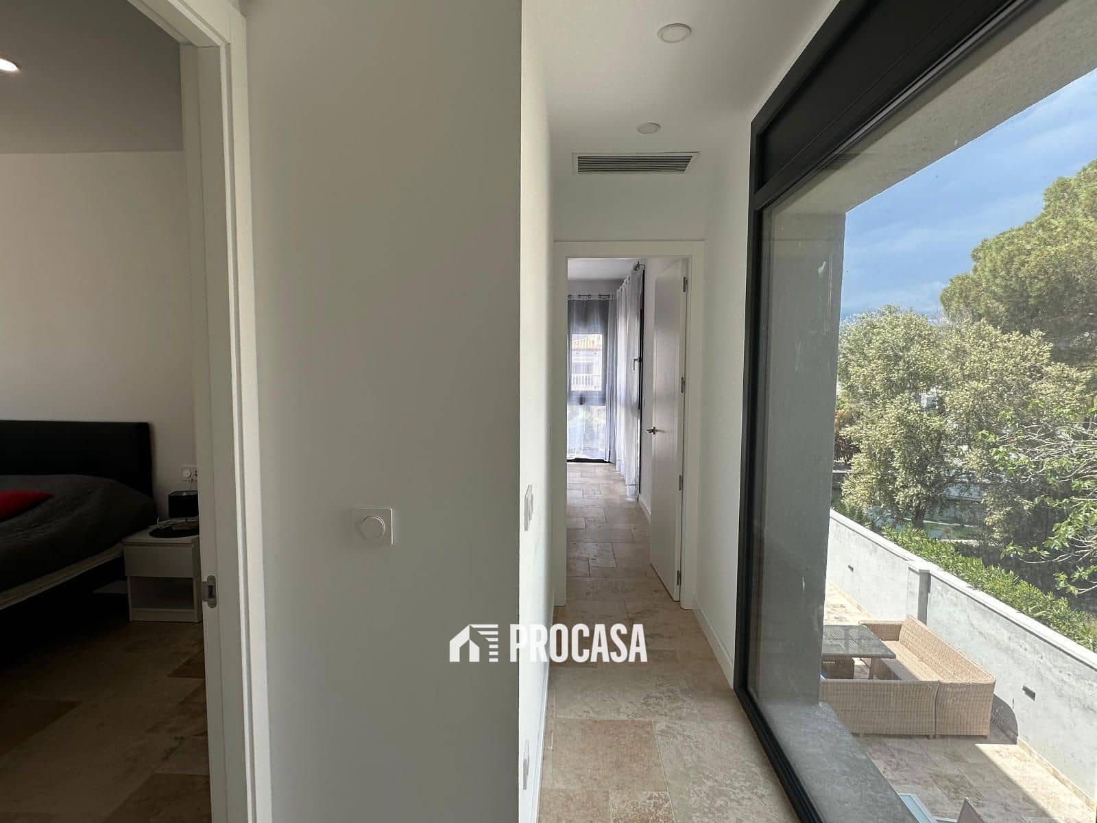 4 sypialnia Willa na sprzedaż w Empuriabrava z basenem garażem - 1 300 000 € (Ref: 8986361)