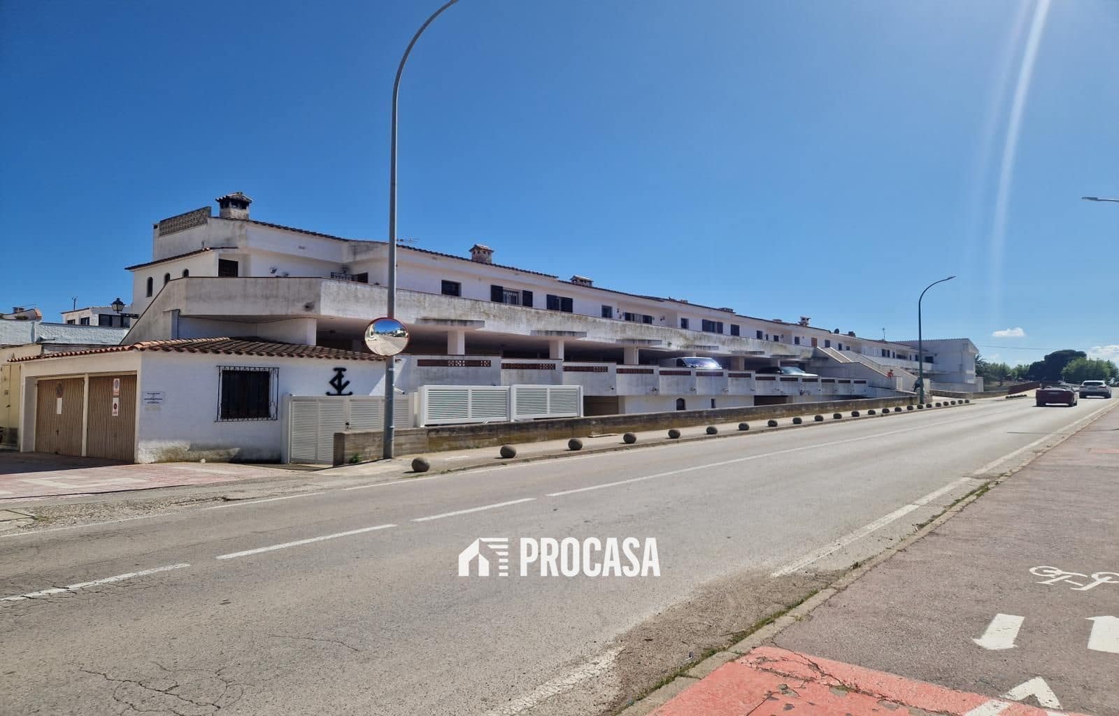 Garage til salg i Empuriabrava - € 75.000 (Ref: 8986362)