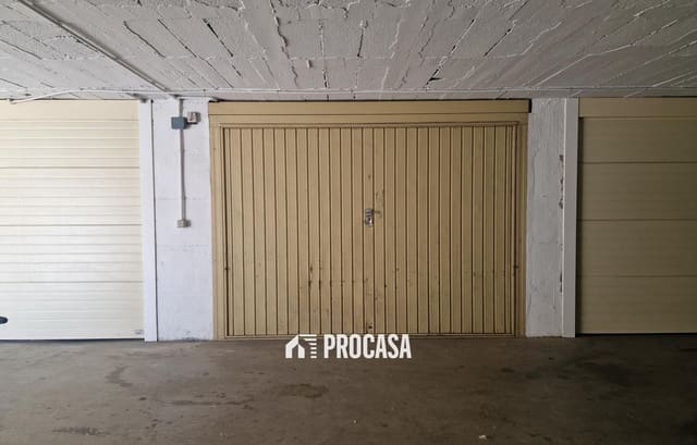 Garage til salg i Empuriabrava, Castelló d'Empúries - € 75.000 (Ref: 8986362)