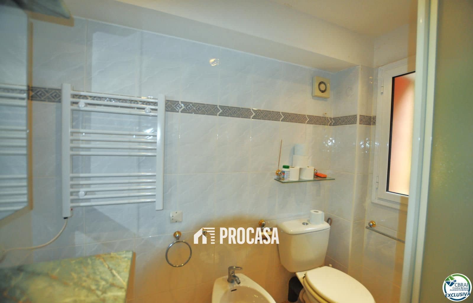 2 bedroom Villa for sale in Roses with garage - € 377,000 (Ref: 8989992)