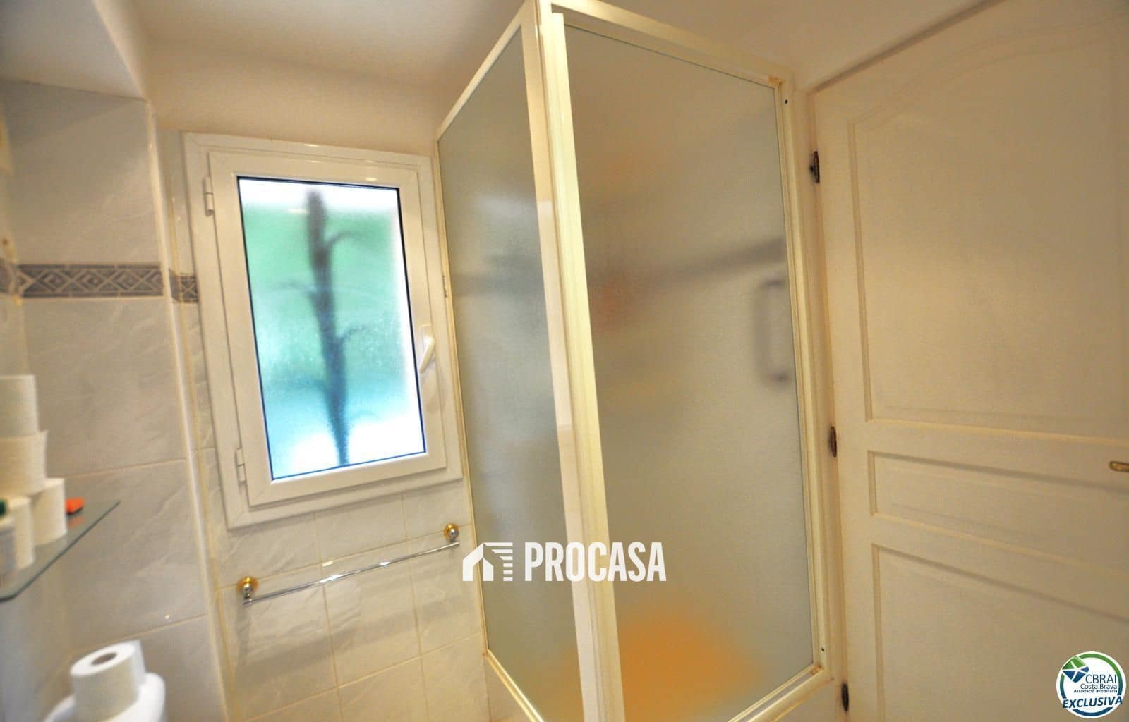 2 bedroom Villa for sale in Roses with garage - € 377,000 (Ref: 8989992)