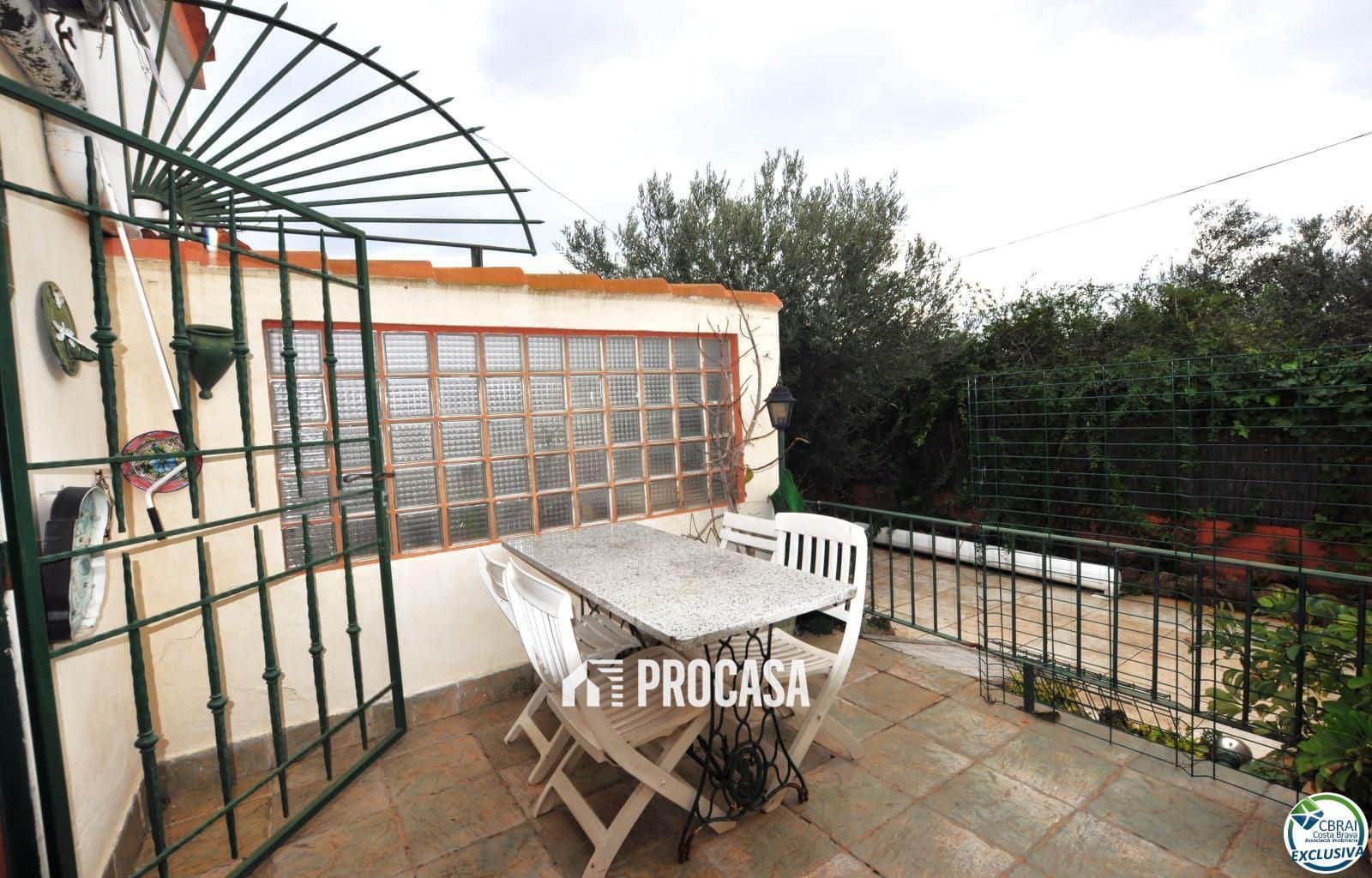 2 bedroom Villa for sale in Roses with garage - € 377,000 (Ref: 8989992)