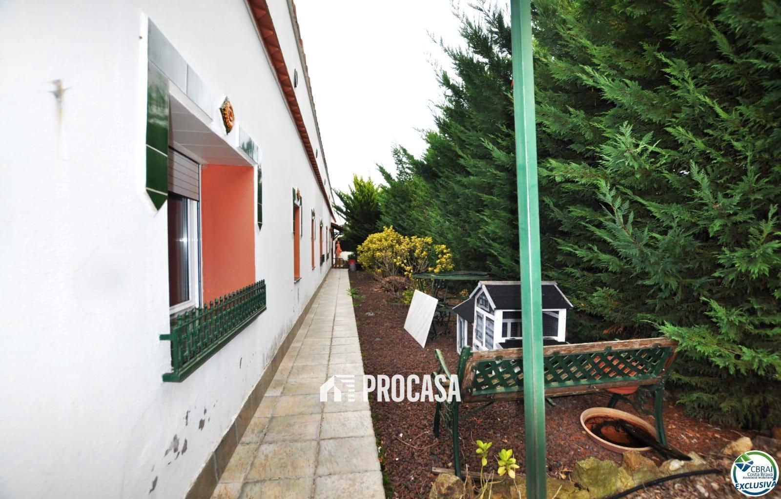 2 bedroom Villa for sale in Roses with garage - € 377,000 (Ref: 8989992)