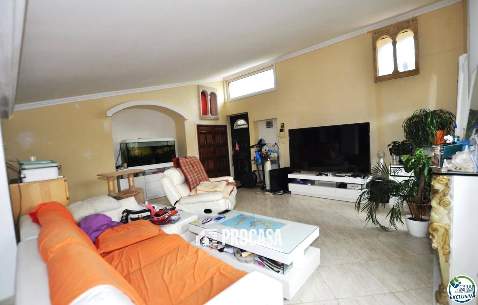 2 bedroom Villa for sale in Roses with garage - € 377,000 (Ref: 8989992)